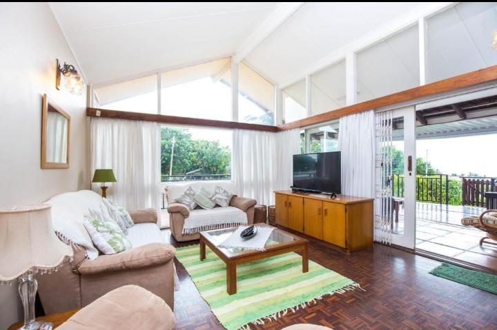 5 Bedroom Property for Sale in Glenmore KwaZulu-Natal