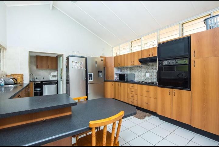 5 Bedroom Property for Sale in Glenmore KwaZulu-Natal