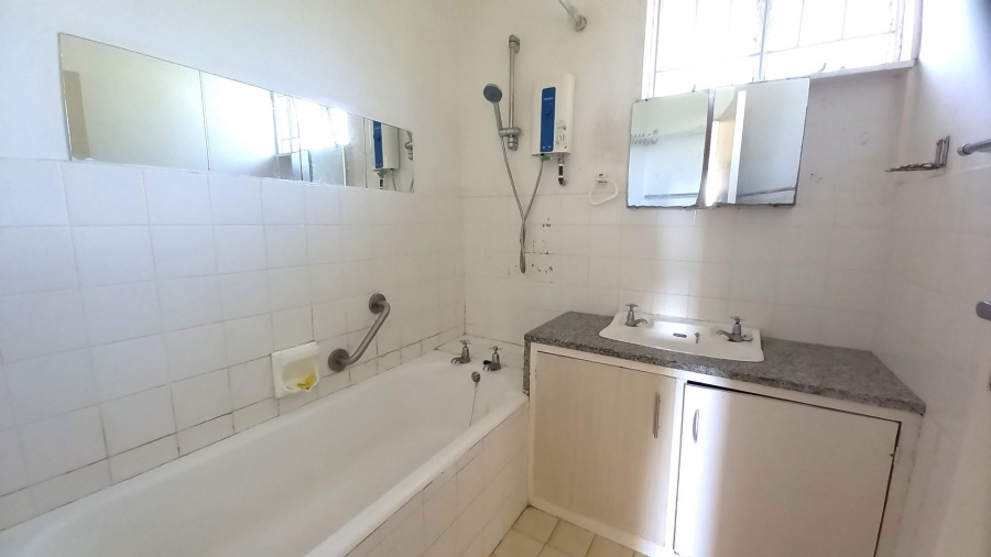 2 Bedroom Property for Sale in New Germany KwaZulu-Natal
