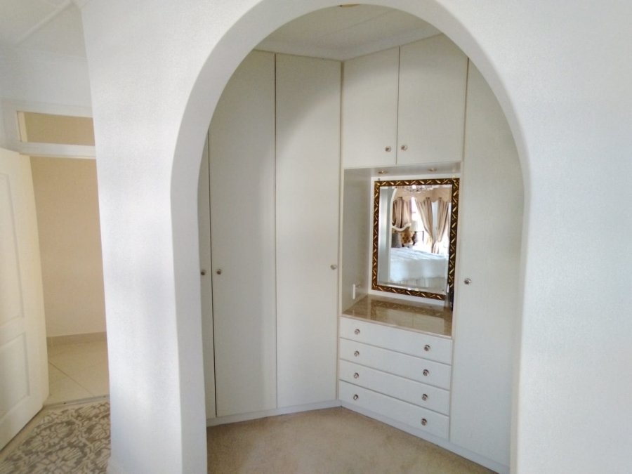 To Let 3 Bedroom Property for Rent in Umhlanga KwaZulu-Natal