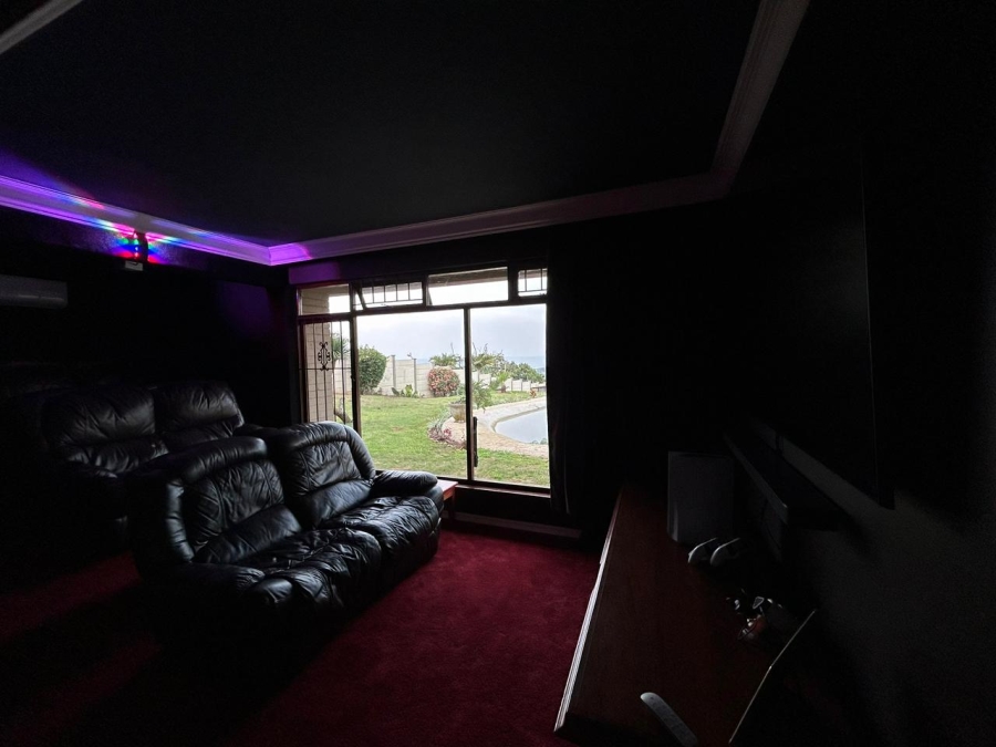 4 Bedroom Property for Sale in Shelly Beach KwaZulu-Natal