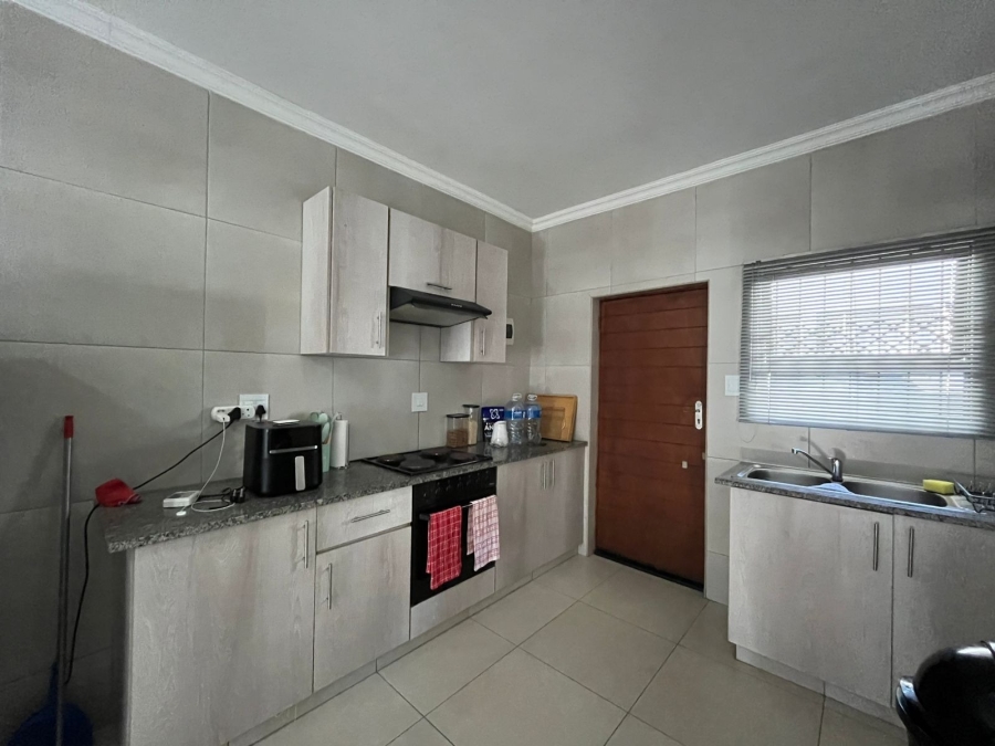 2 Bedroom Property for Sale in Wentworth KwaZulu-Natal