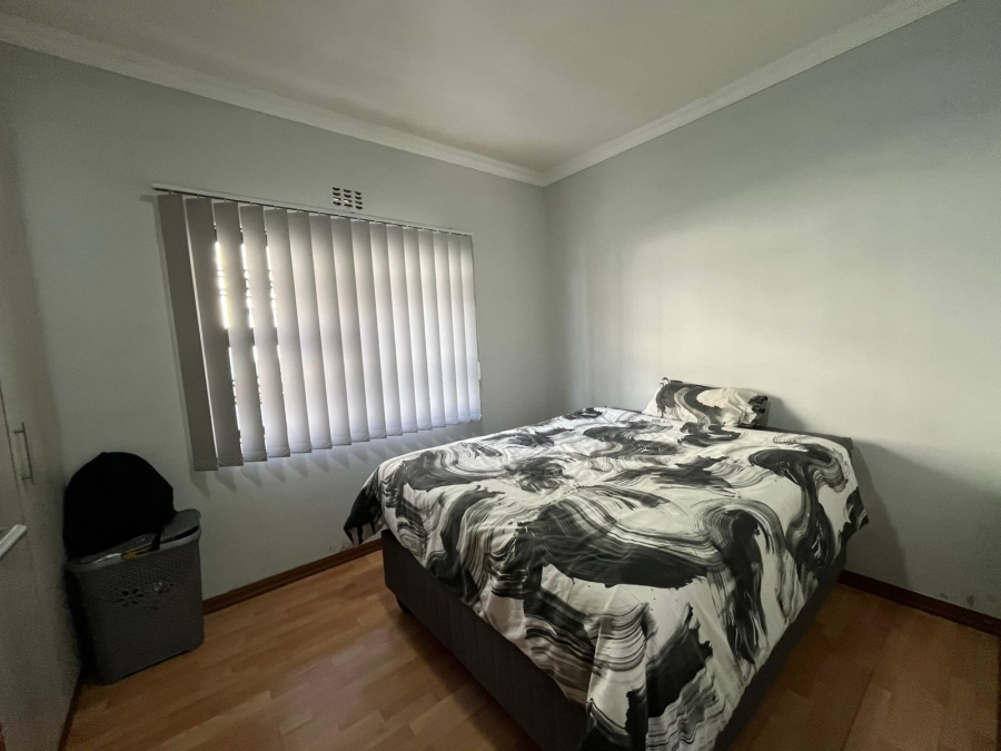 2 Bedroom Property for Sale in Wentworth KwaZulu-Natal
