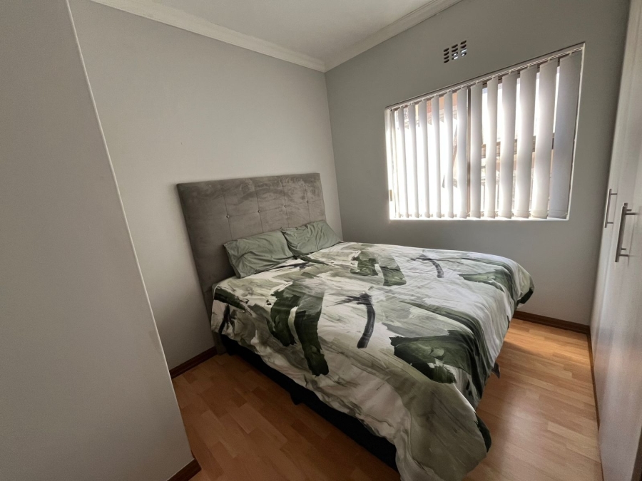 2 Bedroom Property for Sale in Wentworth KwaZulu-Natal
