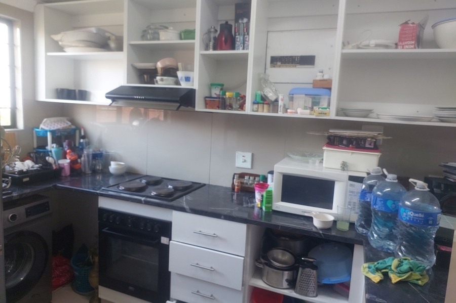 1 Bedroom Property for Sale in Grove End KwaZulu-Natal