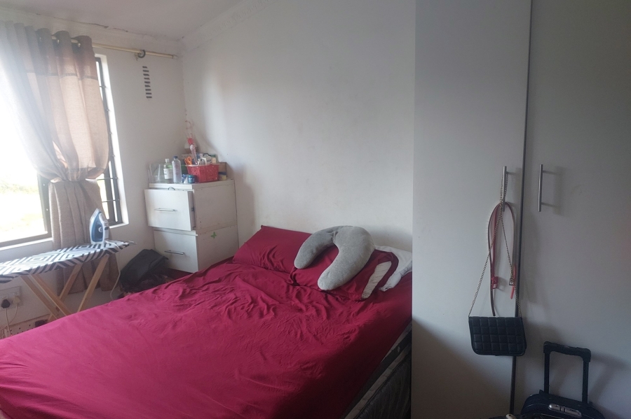 1 Bedroom Property for Sale in Grove End KwaZulu-Natal