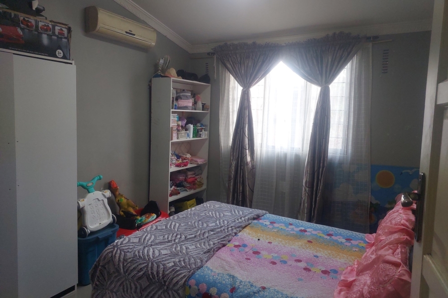 1 Bedroom Property for Sale in Grove End KwaZulu-Natal