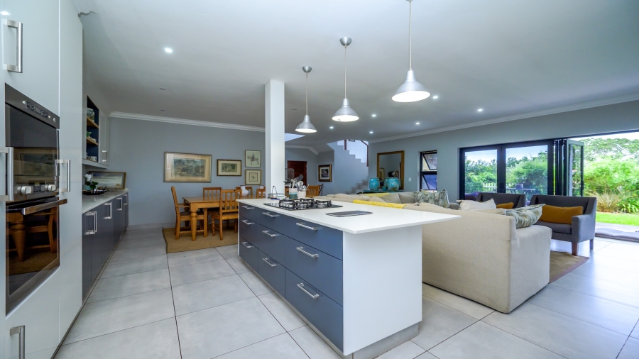 To Let 3 Bedroom Property for Rent in New Salt Rock City KwaZulu-Natal