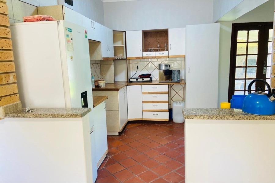 To Let 3 Bedroom Property for Rent in Athlone Park KwaZulu-Natal
