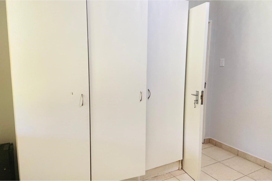 To Let 3 Bedroom Property for Rent in Athlone Park KwaZulu-Natal