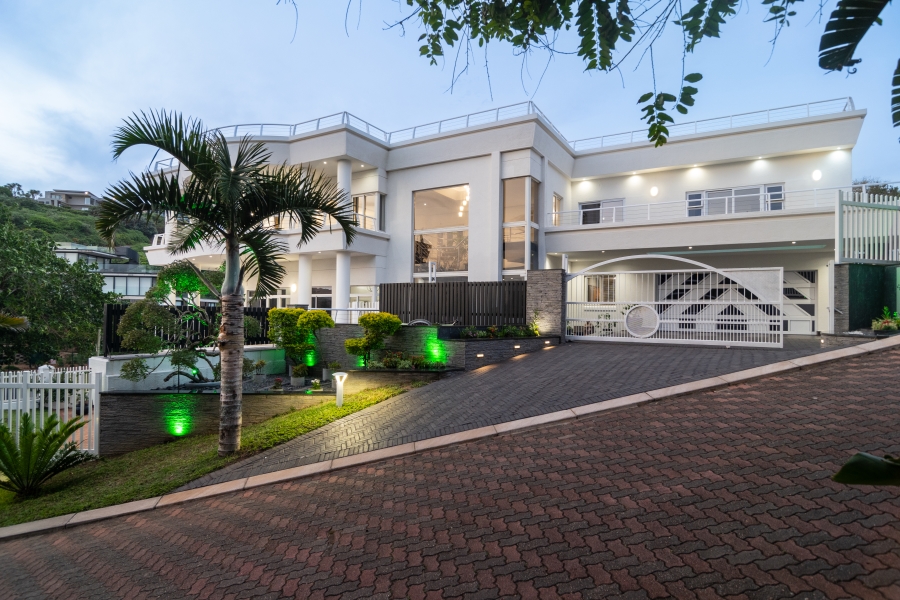 6 Bedroom Property for Sale in Sheffield Beach KwaZulu-Natal