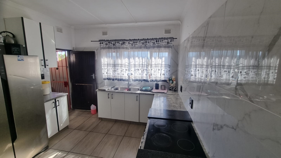 3 Bedroom Property for Sale in Margate KwaZulu-Natal