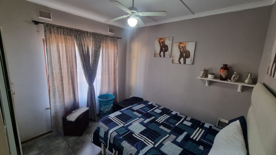 3 Bedroom Property for Sale in Margate KwaZulu-Natal