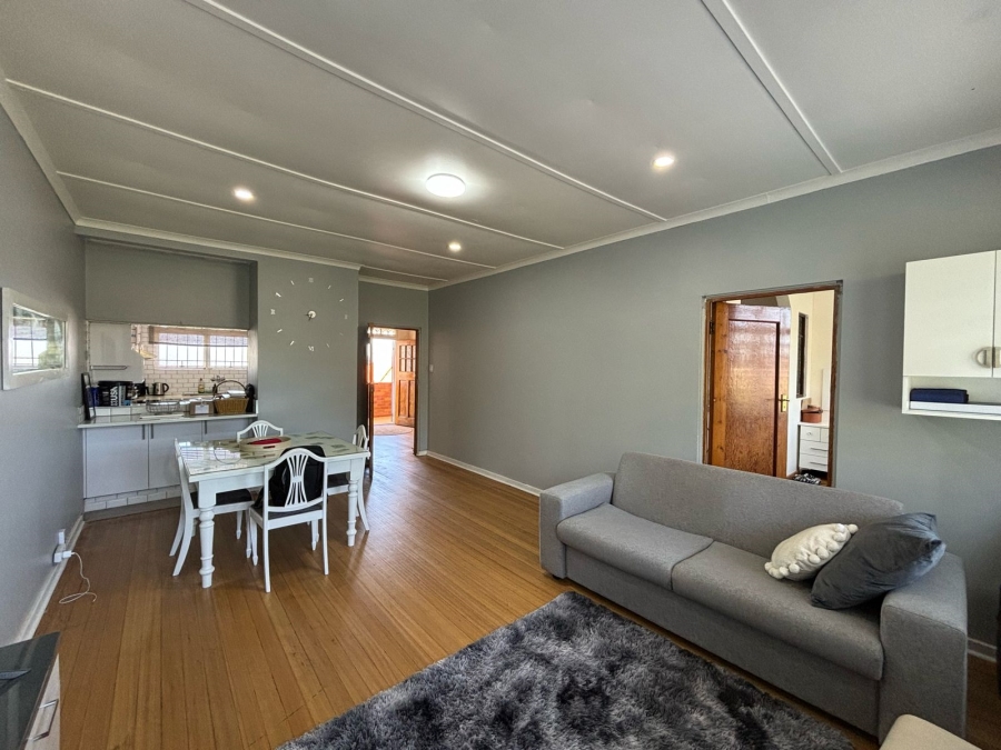 2 Bedroom Property for Sale in Glenwood KwaZulu-Natal