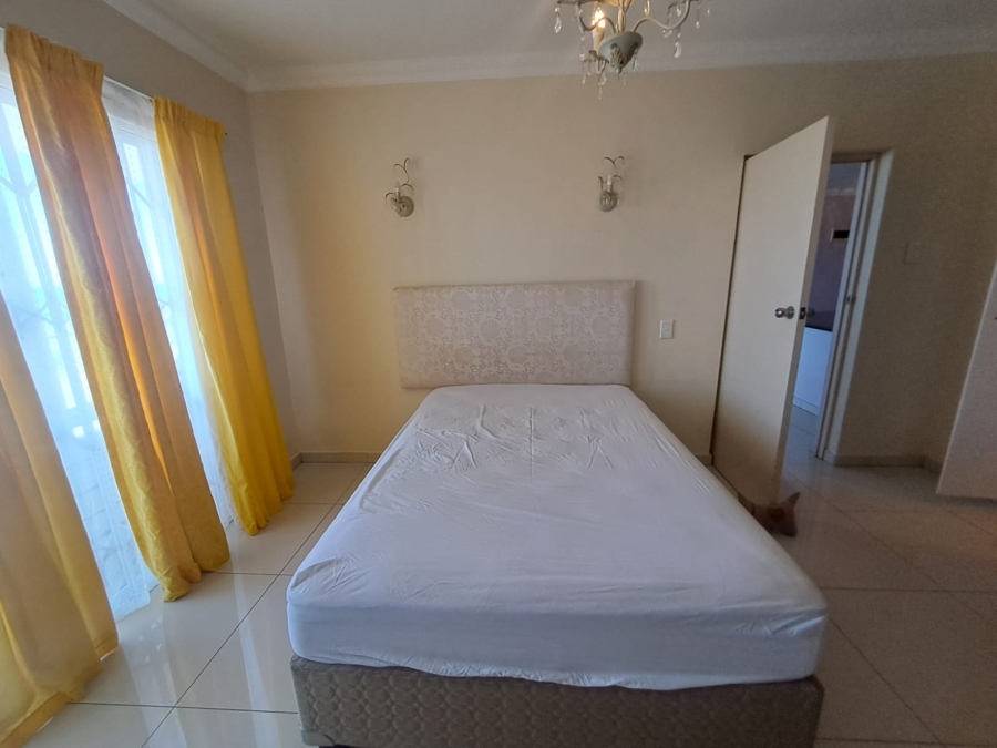 To Let 4 Bedroom Property for Rent in St Michaels On Sea KwaZulu-Natal
