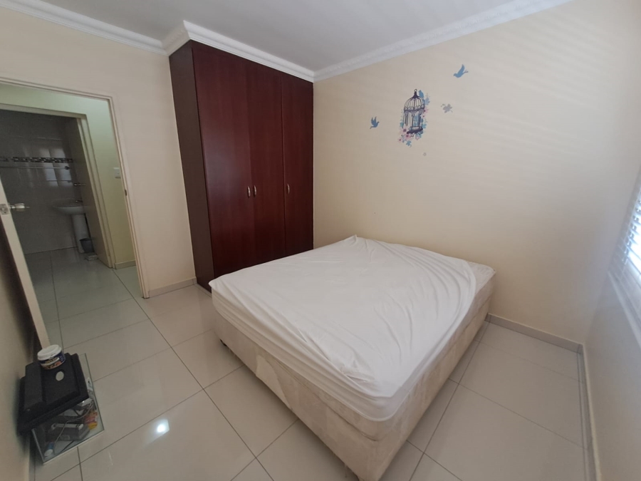 To Let 4 Bedroom Property for Rent in St Michaels On Sea KwaZulu-Natal