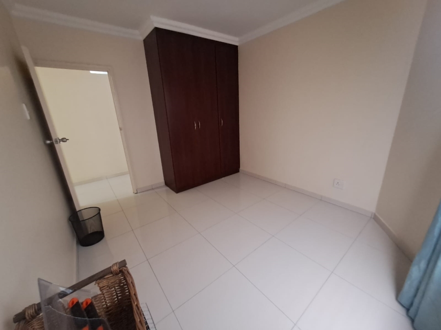 To Let 4 Bedroom Property for Rent in St Michaels On Sea KwaZulu-Natal