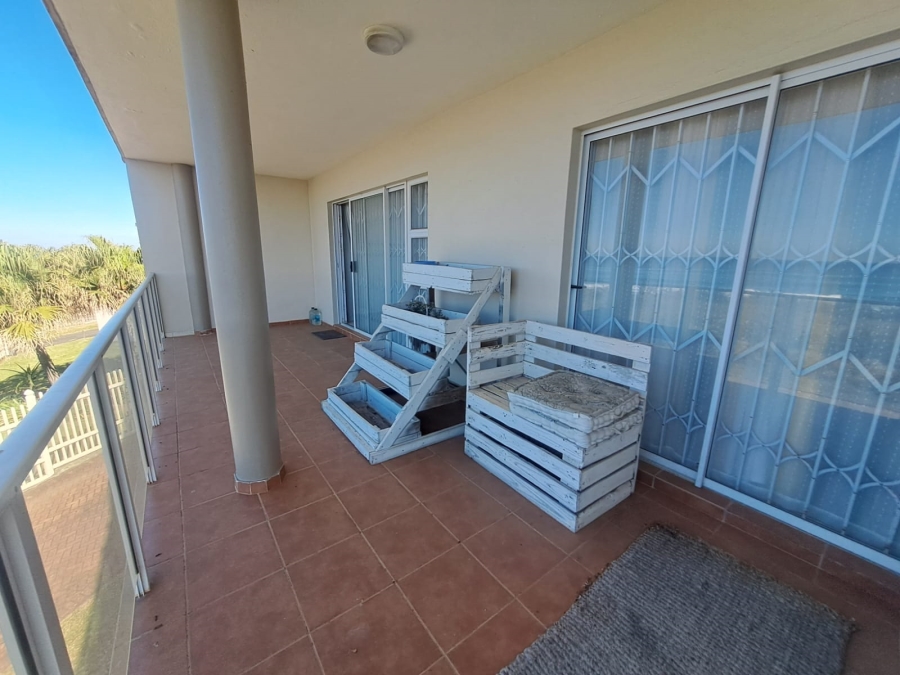 To Let 4 Bedroom Property for Rent in St Michaels On Sea KwaZulu-Natal