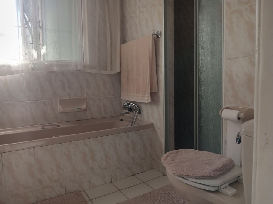3 Bedroom Property for Sale in Margate KwaZulu-Natal