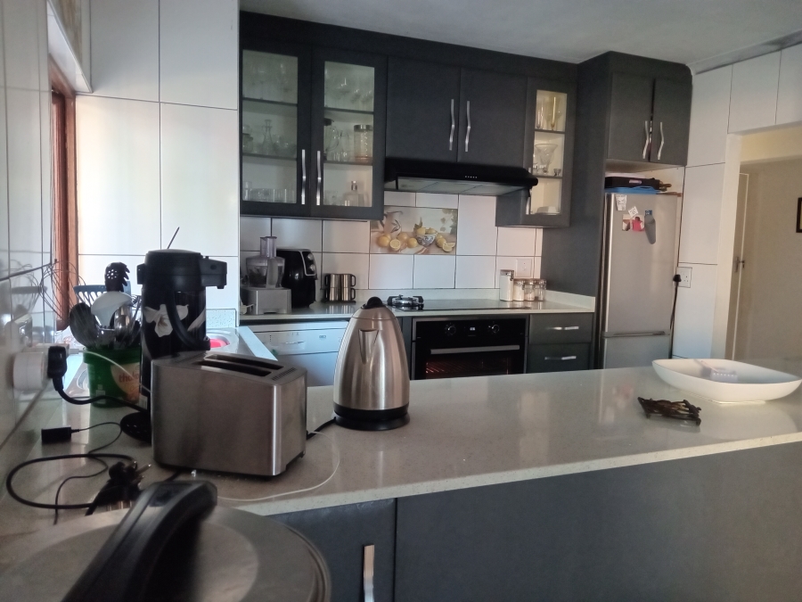3 Bedroom Property for Sale in Margate KwaZulu-Natal