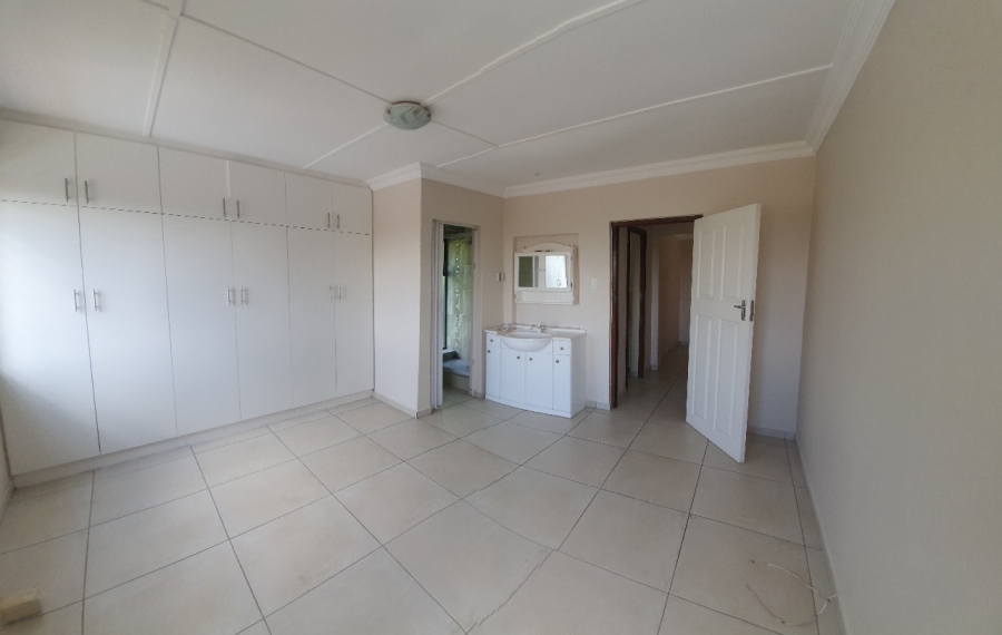 To Let 3 Bedroom Property for Rent in Assagay KwaZulu-Natal