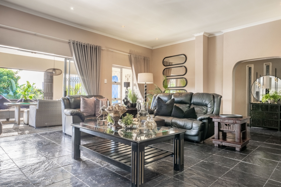 4 Bedroom Property for Sale in Amanzimtoti KwaZulu-Natal