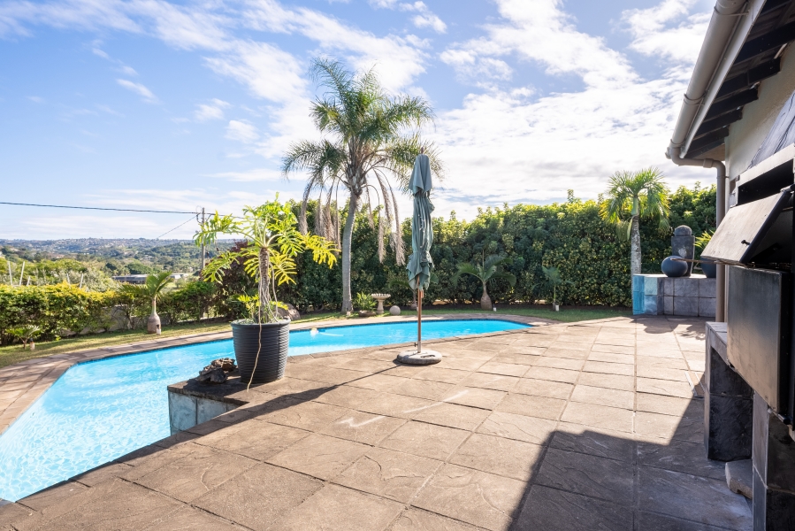 4 Bedroom Property for Sale in Amanzimtoti KwaZulu-Natal