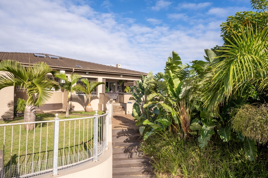 4 Bedroom Property for Sale in Amanzimtoti KwaZulu-Natal