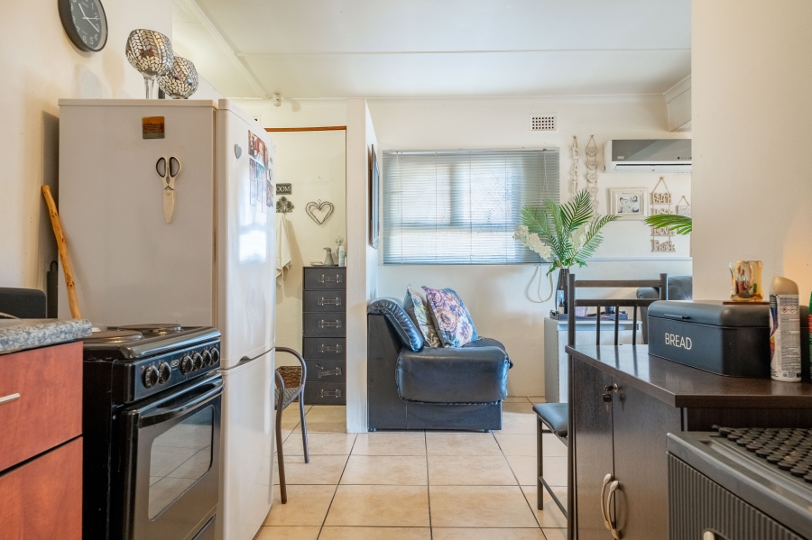 4 Bedroom Property for Sale in Amanzimtoti KwaZulu-Natal
