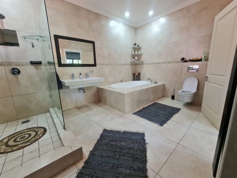 4 Bedroom Property for Sale in Blythedale KwaZulu-Natal