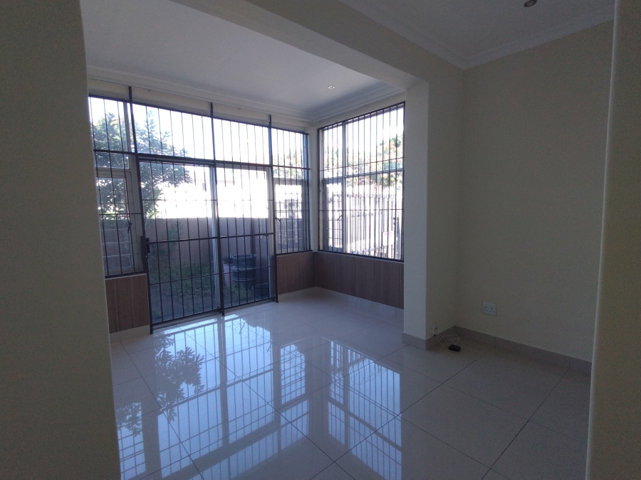 To Let 2 Bedroom Property for Rent in Morningside KwaZulu-Natal