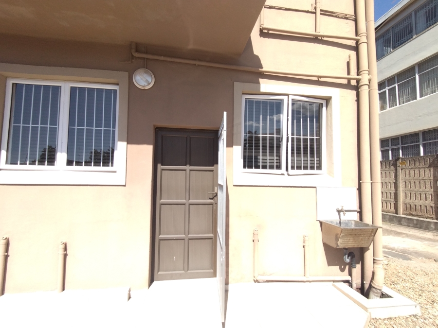 To Let 2 Bedroom Property for Rent in Morningside KwaZulu-Natal