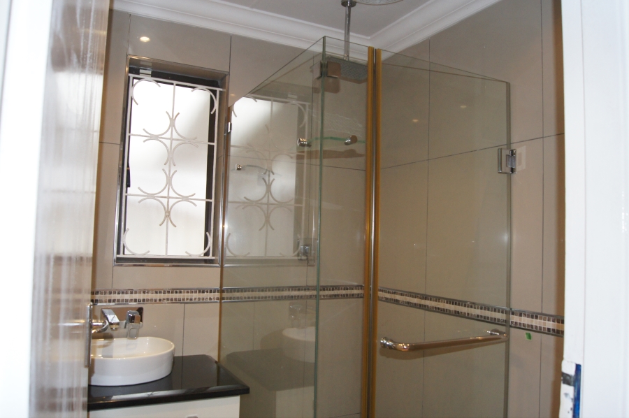 3 Bedroom Property for Sale in Parkgate KwaZulu-Natal