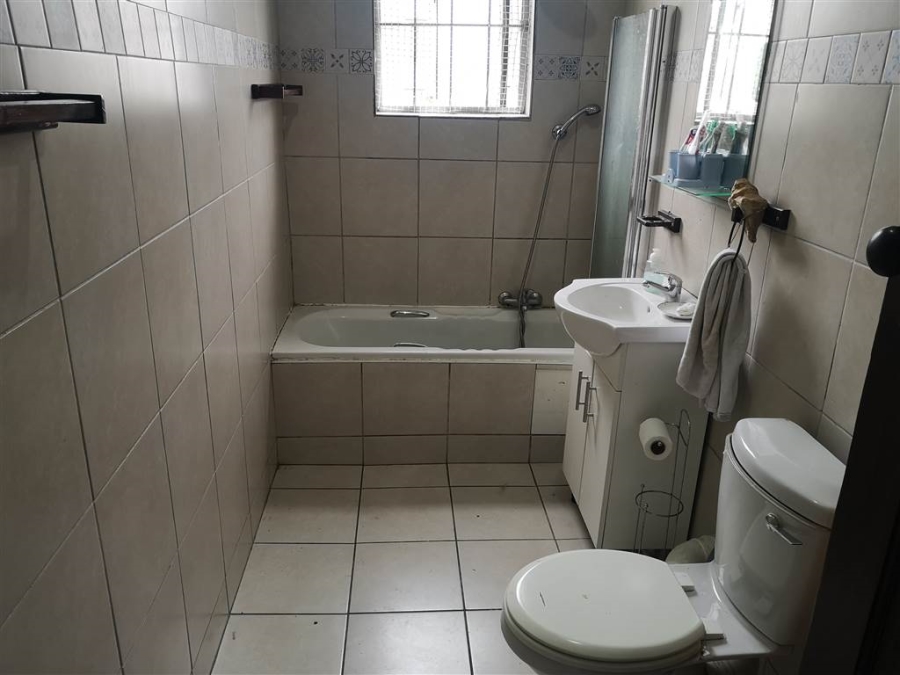 To Let 2 Bedroom Property for Rent in Glenwood KwaZulu-Natal