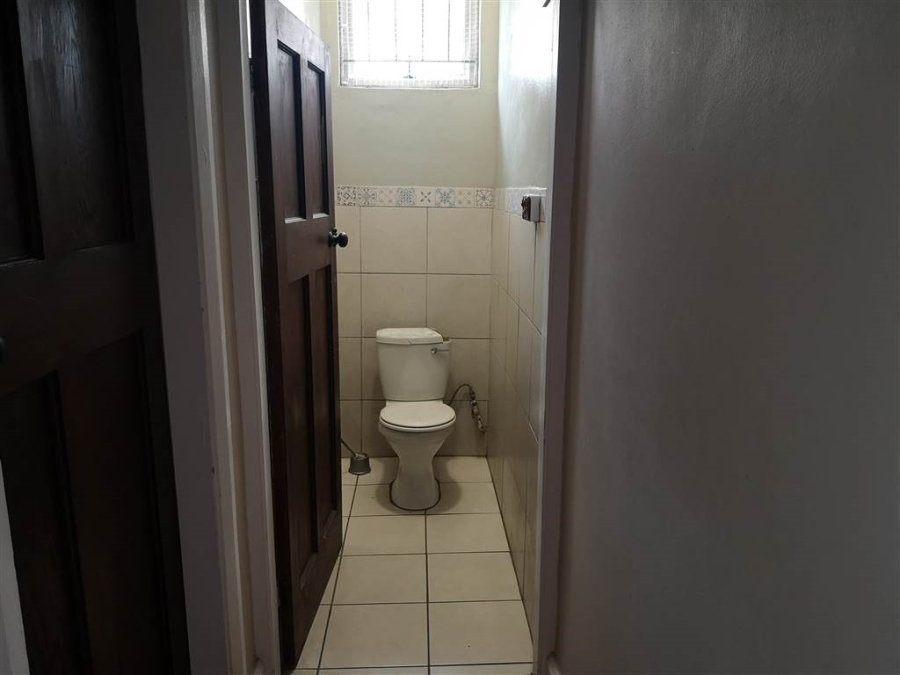 To Let 2 Bedroom Property for Rent in Glenwood KwaZulu-Natal