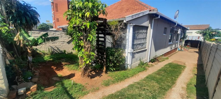To Let 2 Bedroom Property for Rent in Glenwood KwaZulu-Natal