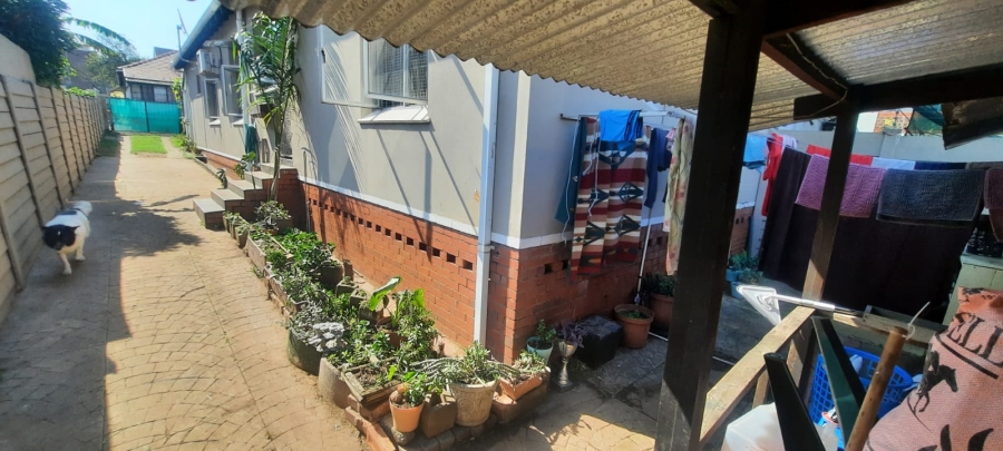 To Let 2 Bedroom Property for Rent in Glenwood KwaZulu-Natal