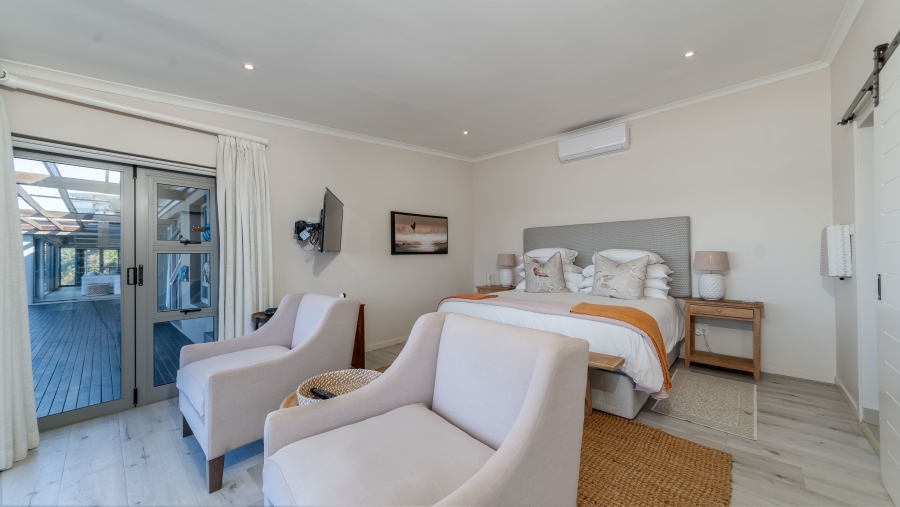 6 Bedroom Property for Sale in Sheffield Beach KwaZulu-Natal