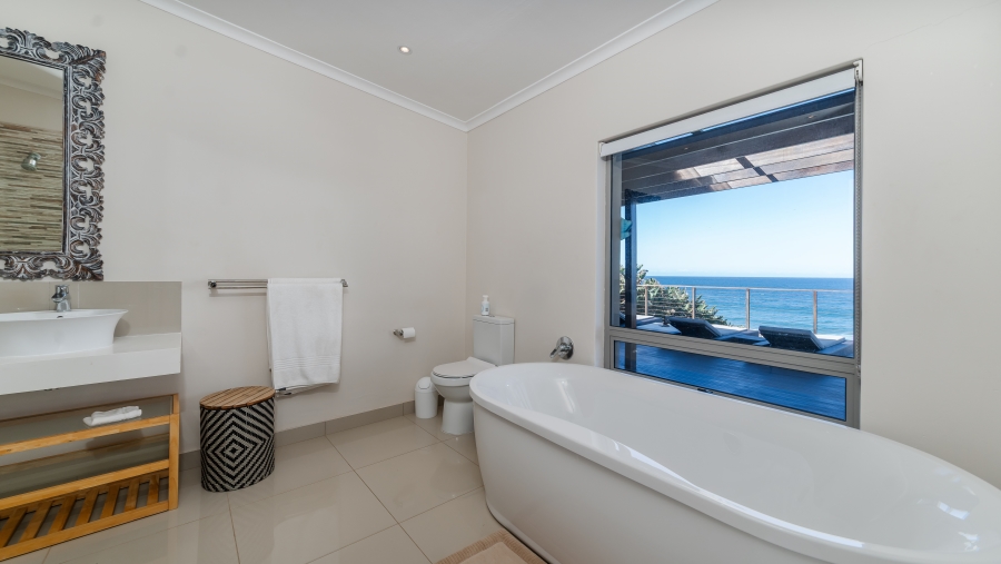 6 Bedroom Property for Sale in Sheffield Beach KwaZulu-Natal