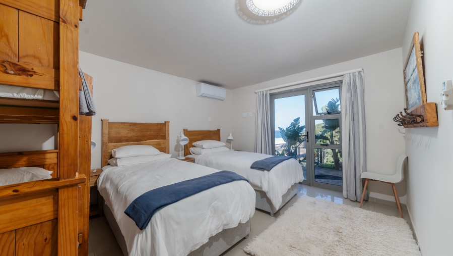 6 Bedroom Property for Sale in Sheffield Beach KwaZulu-Natal