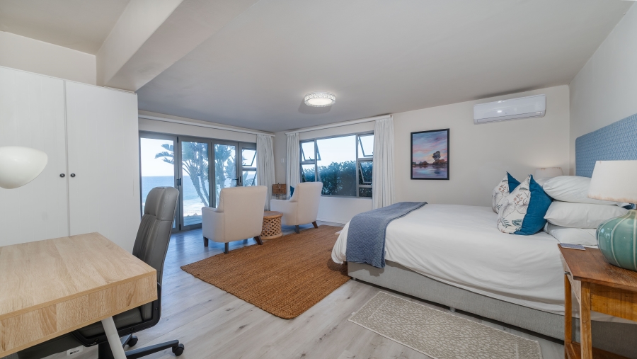 6 Bedroom Property for Sale in Sheffield Beach KwaZulu-Natal