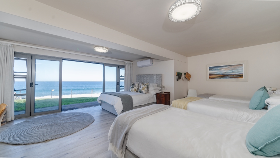 6 Bedroom Property for Sale in Sheffield Beach KwaZulu-Natal