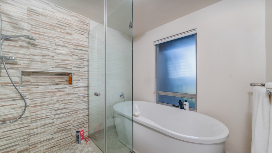 6 Bedroom Property for Sale in Sheffield Beach KwaZulu-Natal