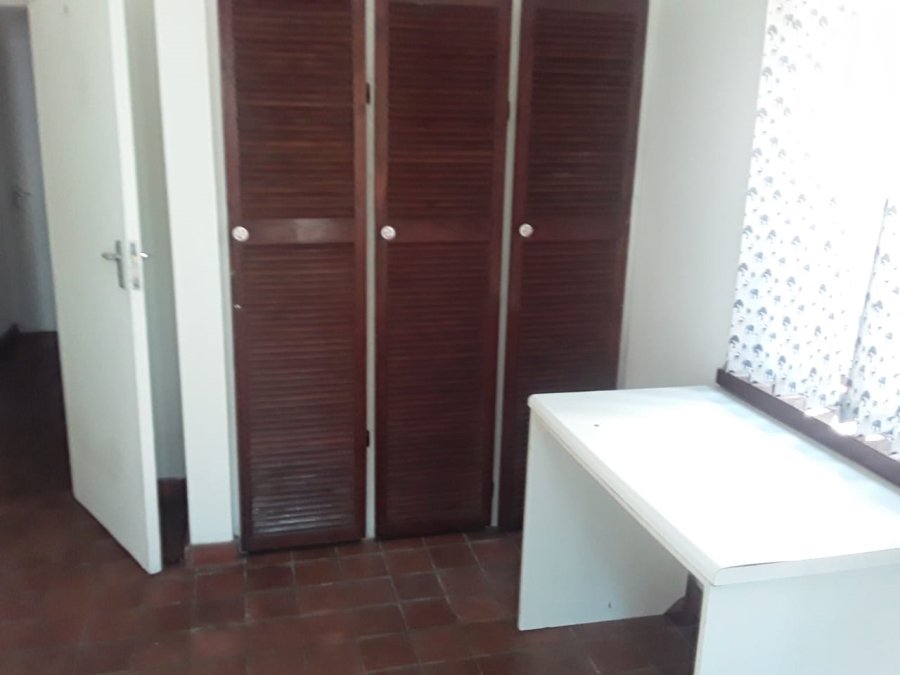 To Let 1 Bedroom Property for Rent in Westridge KwaZulu-Natal