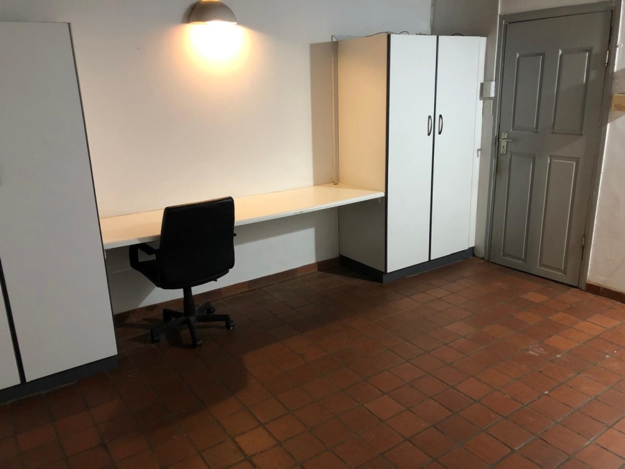 To Let 1 Bedroom Property for Rent in Westridge KwaZulu-Natal
