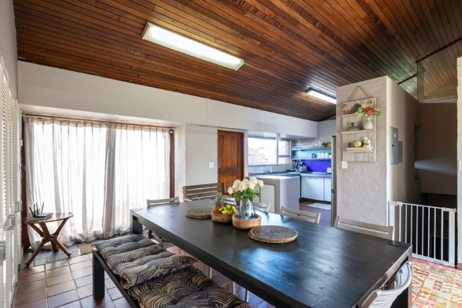 5 Bedroom Property for Sale in Kenville KwaZulu-Natal