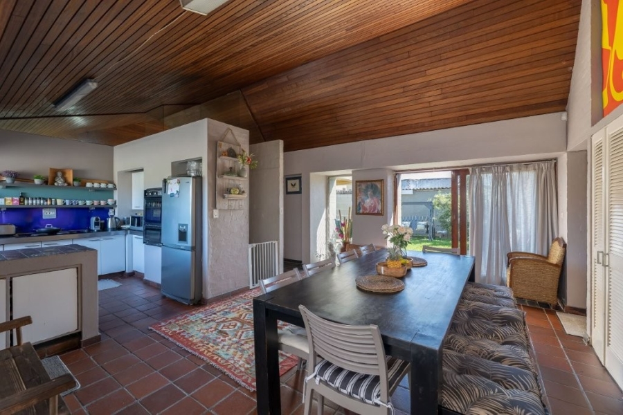 5 Bedroom Property for Sale in Kenville KwaZulu-Natal