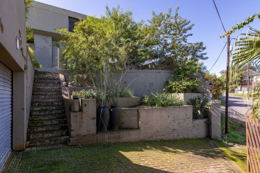 5 Bedroom Property for Sale in Kenville KwaZulu-Natal