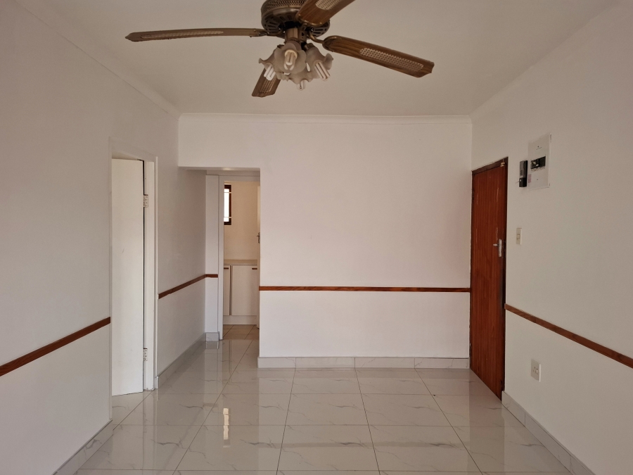 1 Bedroom Property for Sale in Fields Hill KwaZulu-Natal