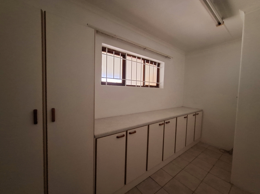 1 Bedroom Property for Sale in Fields Hill KwaZulu-Natal